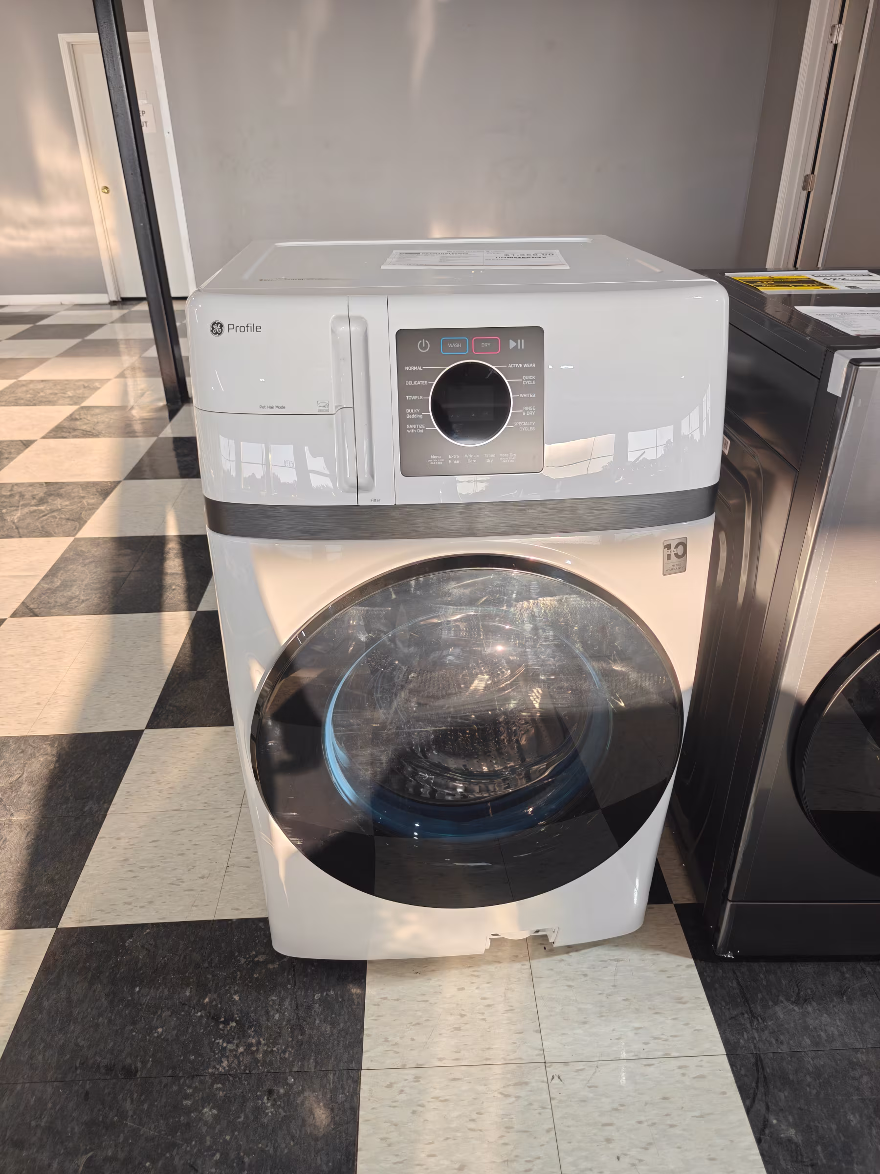 GE Profile™ ENERGY STAR® 4.6 cu. ft. Capacity UltraFast Combo with Ventless Inverter Heat Pump Technology Washer/Dryer