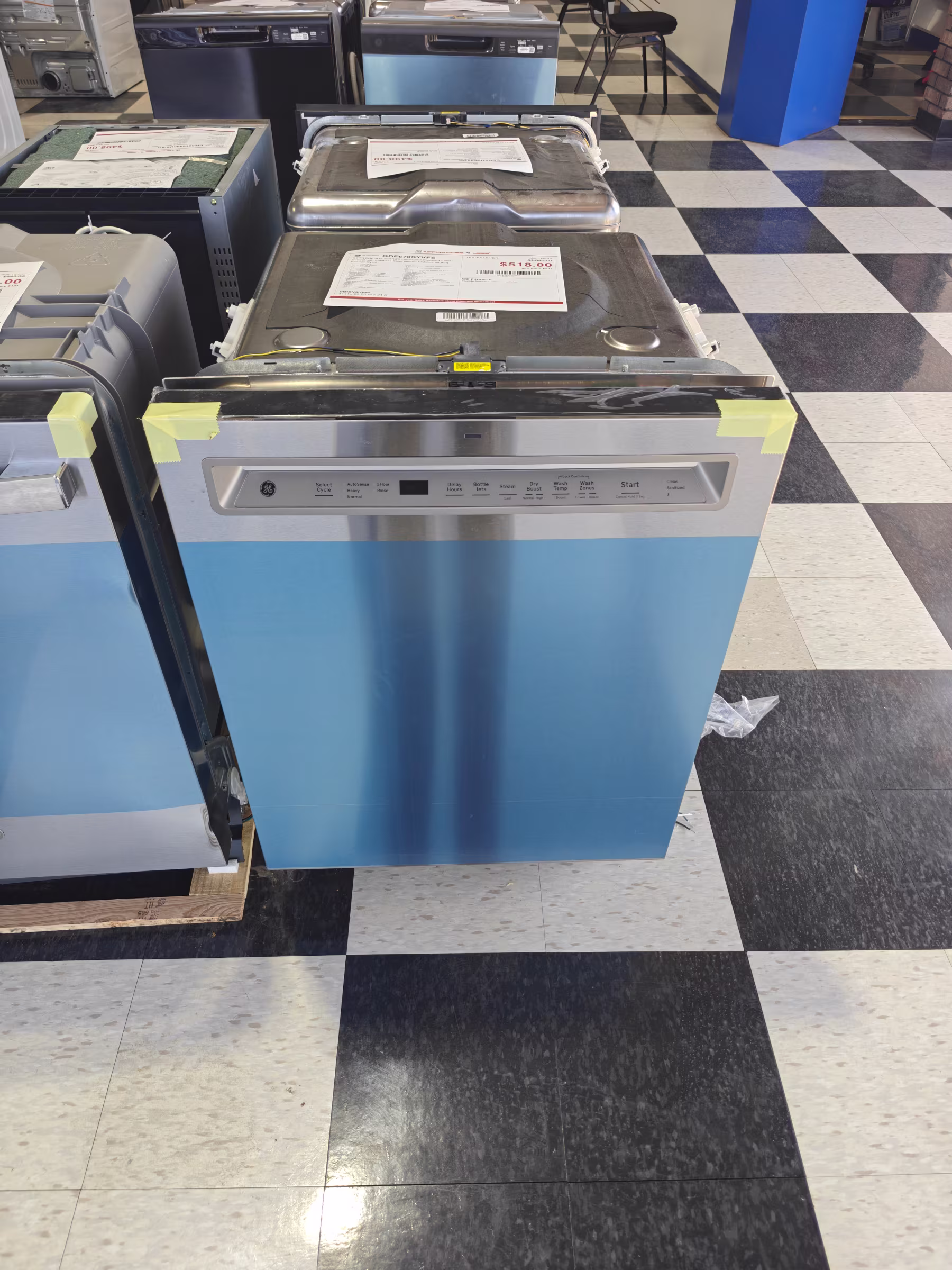 GE® ENERGY STAR® Fingerprint Resistant Front Control with Stainless Steel Interior Dishwasher with Sanitize Cycle