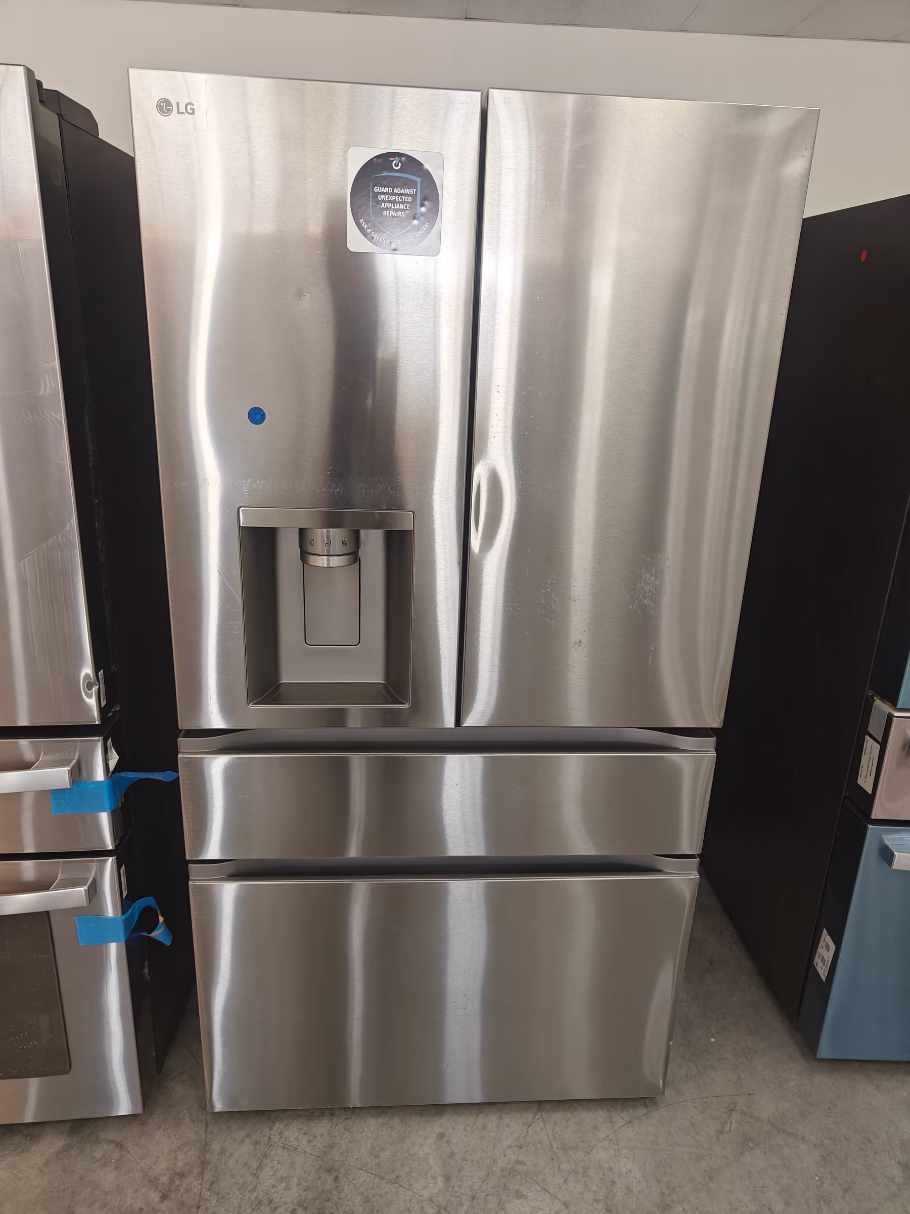 29 cu. ft. Standard-Depth MAX™ 4-Door French Door Refrigerator with Mini Craft Ice™ and Full-Convert Drawer™