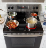 GE GE(R) ENERGY STAR(R) 30" Free-Standing Electric Range GRF400SVSS (a4ltt6aixkdg) (8)