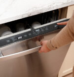 GE GE(R) ENERGY STAR(R) Fingerprint Resistant Top Control with Stainless Steel Interior Dishwasher with Sanitize Cycle GDT650SYVFS (a4lz8o6afe9y) (15)