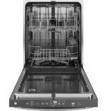 GE GE(R) ENERGY STAR(R) Top Control with Stainless Steel Interior Dishwasher with Sanitize Cycle GDT670SYVFS (a4l14zikeca0) (4)